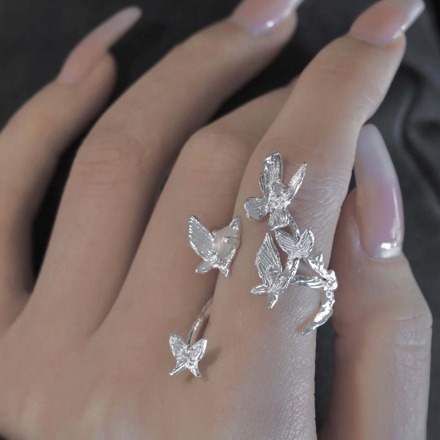 Opal-Schmetterlingsring – Kollektion „Iridescent Branch“