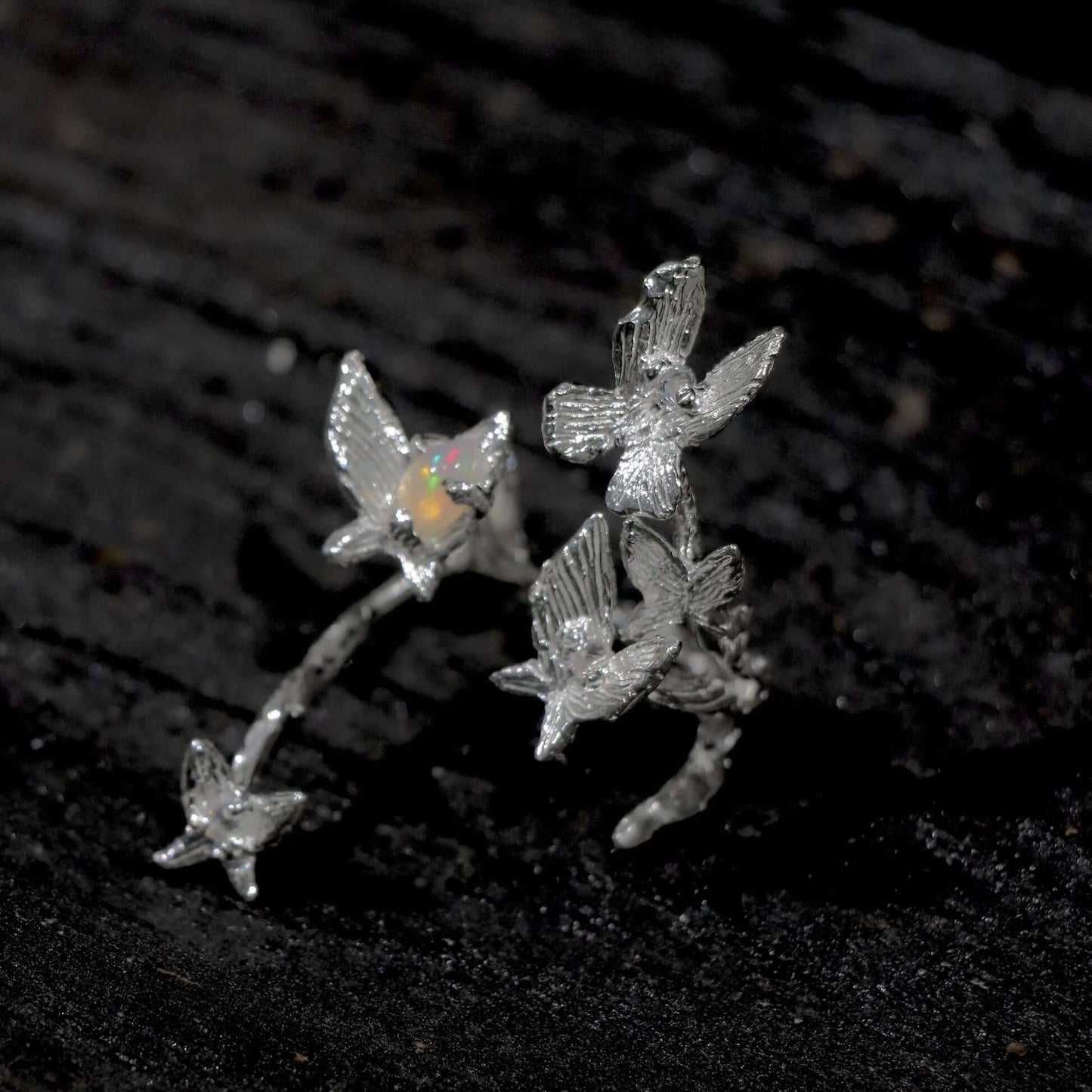 Opal-Schmetterlingsring – Kollektion „Iridescent Branch“